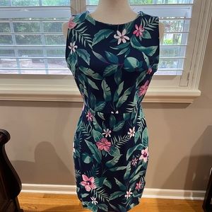 Old Navy Tropical print dress